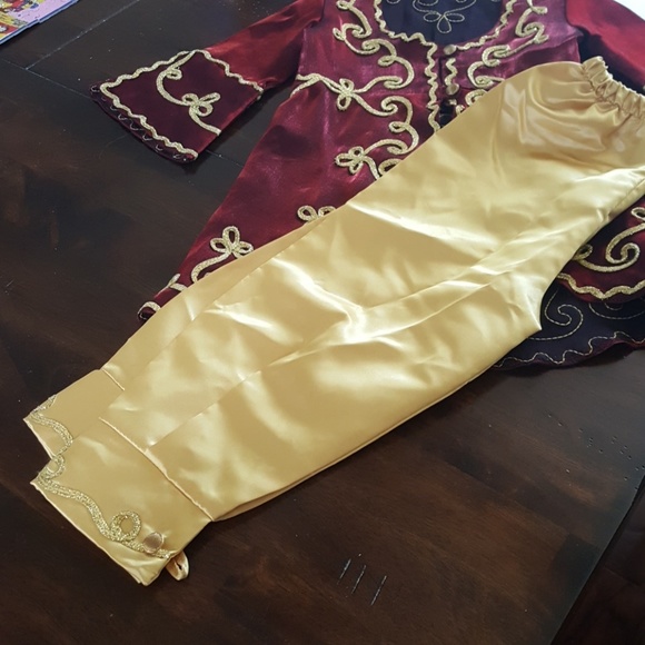 Arabian Halloween Costume - Picture 3 of 8